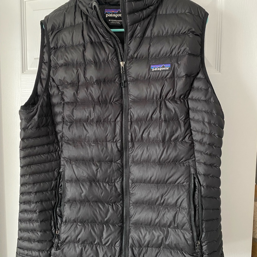 Patagonia Black Vest with Quilted Insulation